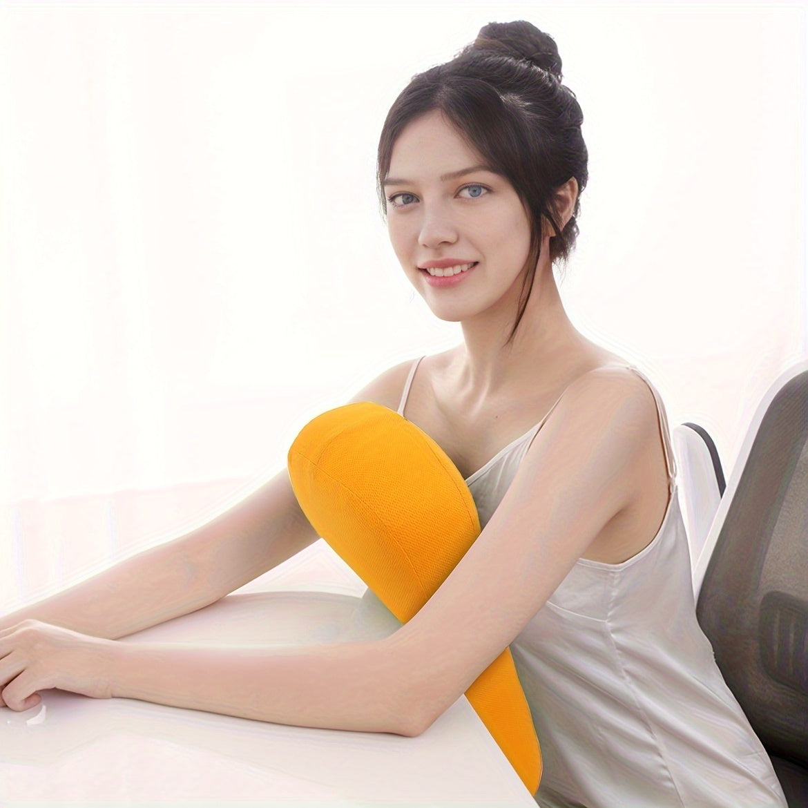 1pc Memory Foam Lumbar Pad, Travel Pillow, Office Sedentary Lumbar Support Pad, Portable Multifunctional Pillow with Adjustable Shoulder Strap, Compressible, Easy to Carry [Delicate Lumbar Pad] Nap.